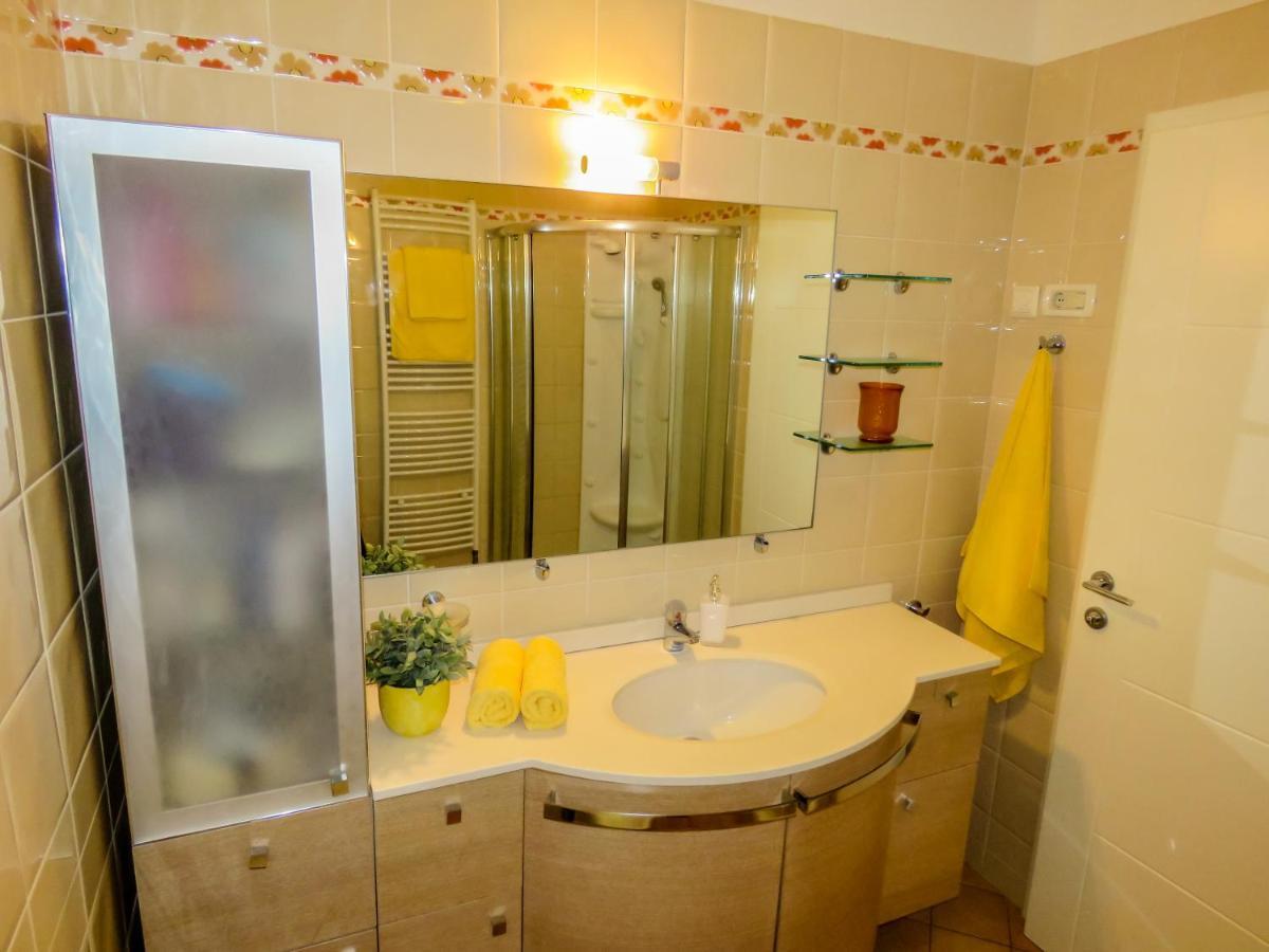 Apartment Palmic Laurana Esterno foto